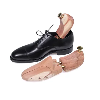 Тези дървени обувки се запазват на регламентирана кедровую обувки във формата на дърво, празна деформация, разширяване на обувки