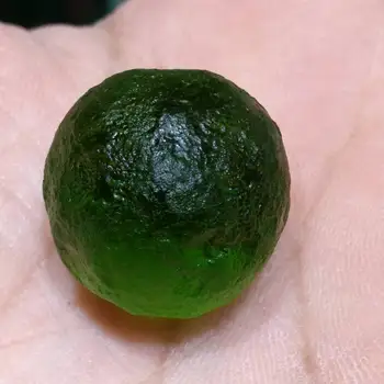 20 мм Зелен Скъпоценен Камък Молдавит Метеорит Въздействие Клас Чешка обхват на топка